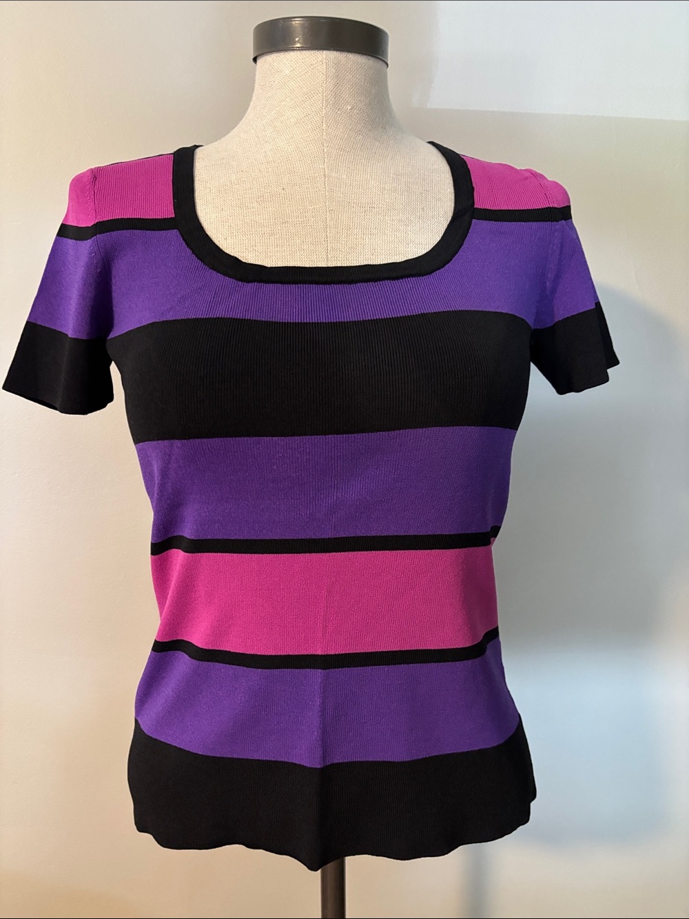 Cable & Gauge Short Sleeve Striped Knit Top in Purple, Pink & Black